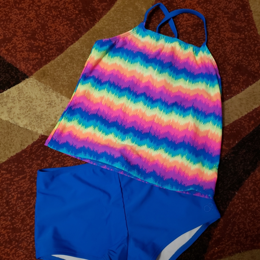 NWOT OP  Tankini w/matching bottoms swim suit
